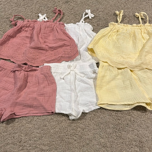 3 matching sets. Never got a chance to wear these 😕 - Picture 1 of 4